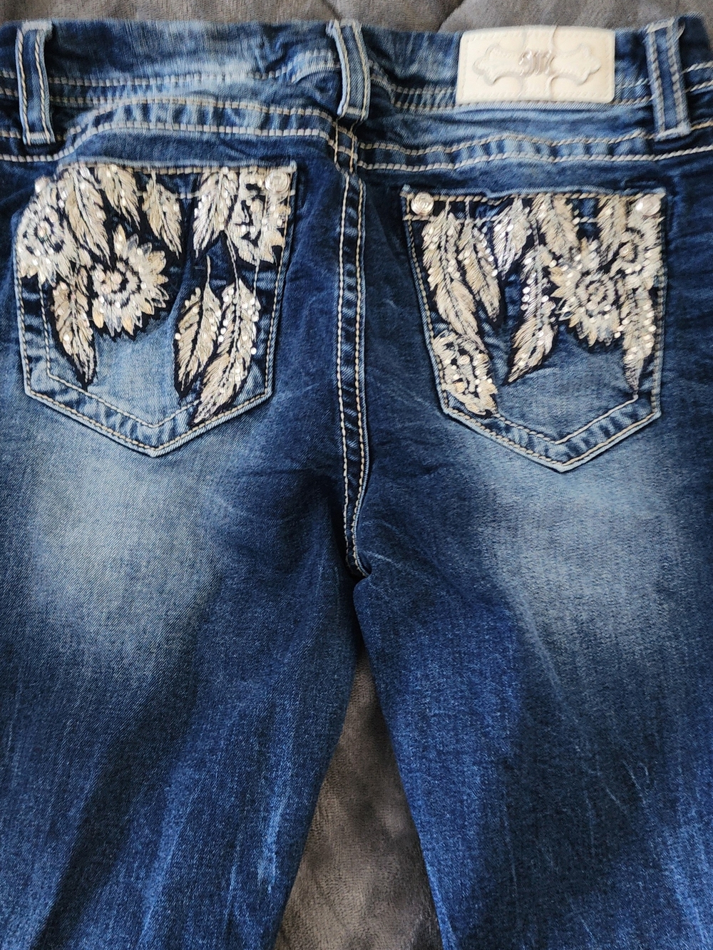 Embellished Dark Blue Women's Jeans with Silver Threading Miss Me Jeans Size 29'